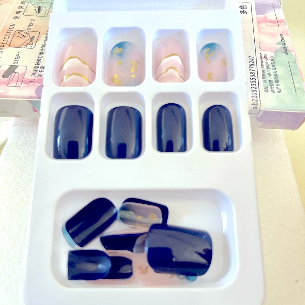 Fake nails solid, quick easy for date/ out